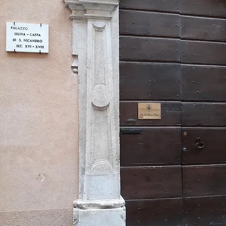 Panzió Palazzo Cappa LʼAquila